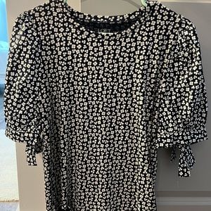 LOFT top. Blue and white flowered. Puff sleeves.